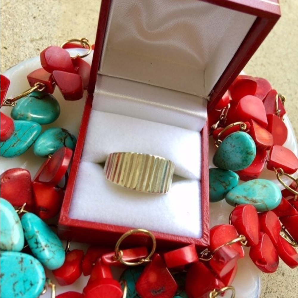 O.C. Tanner 925 Ribbed Ring